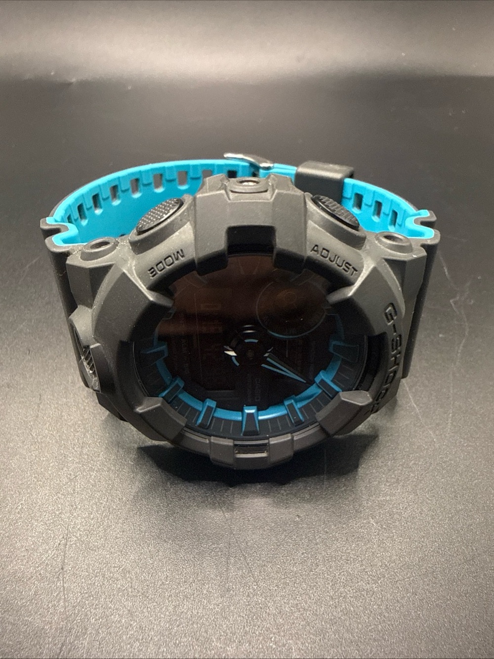 Casio G-Shock watch, specifically a GA-700SE model 5522 - Picture 6 of 8
